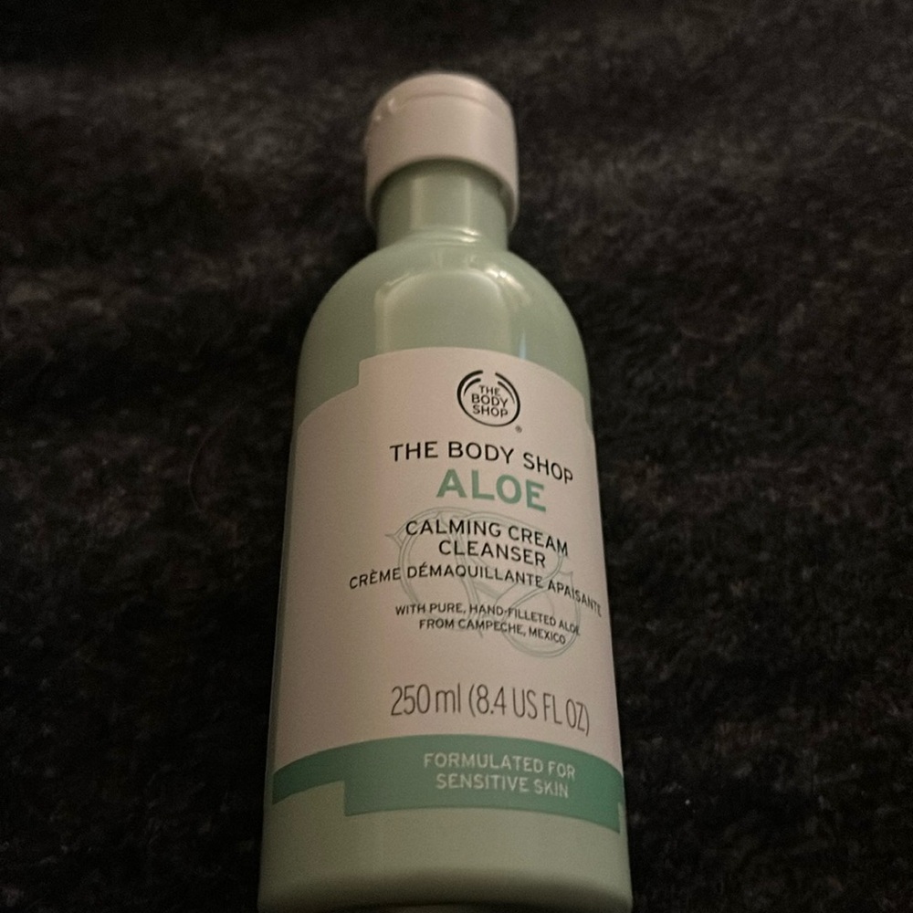 The Body Shop Calming Cream Cleanser